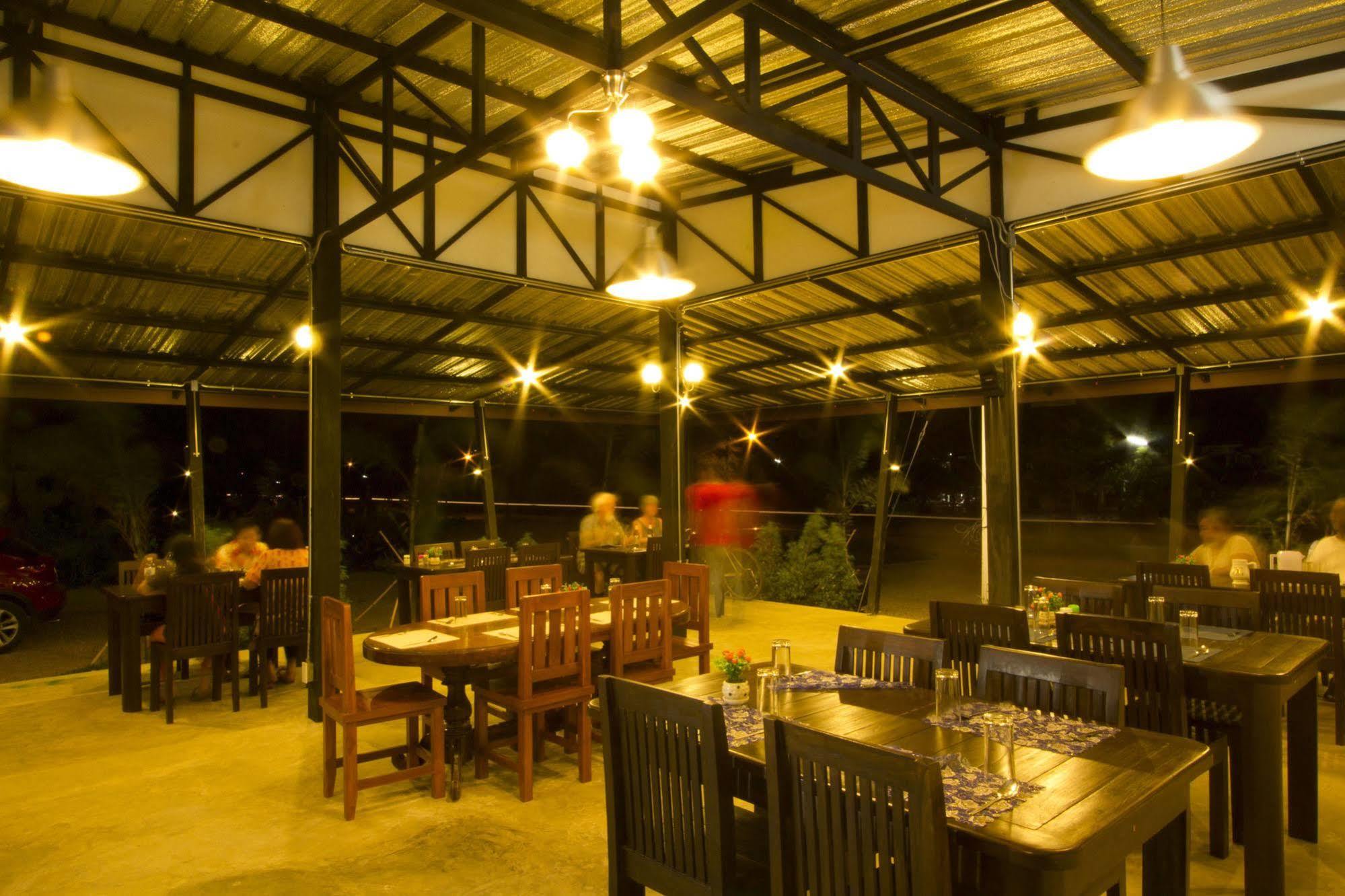 The Rise Resort Sukhothai Buitenkant foto